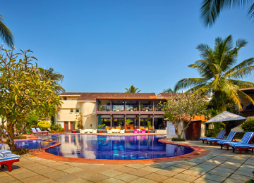Royal Orchid Beach Resort & Spa